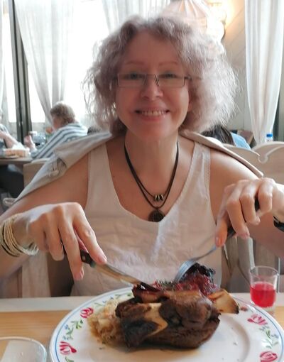  ,   Elena, 63 ,   c 