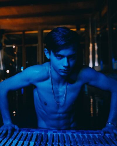  ,   , 20 ,   ,   , c 