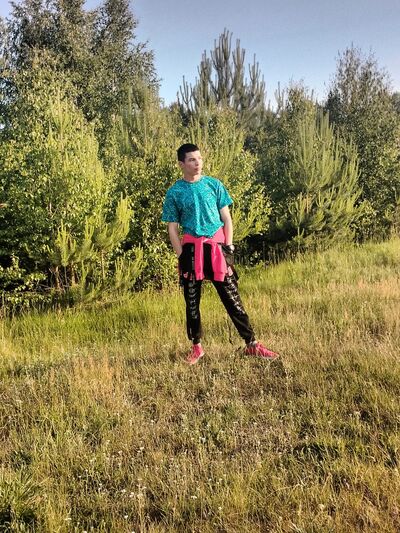  ,   Maxim, 21 ,   ,   
