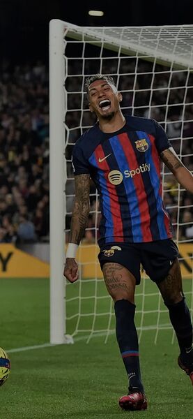  ,   Dat, 25 ,   ,   