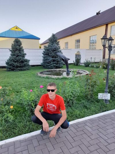  ,   Sergei, 36 ,   c 