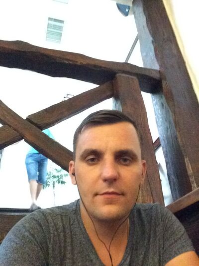 ,   Dima, 37 ,   
