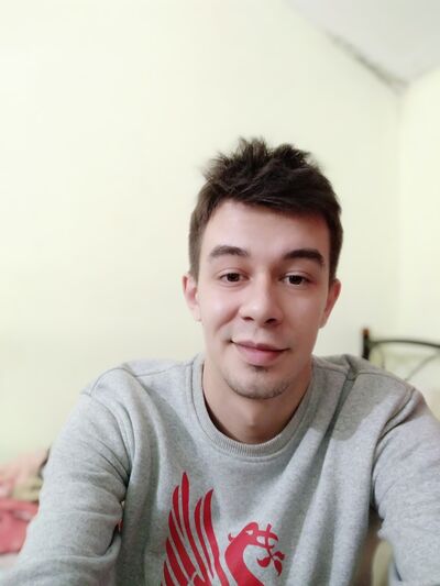  ,   Victor, 32 ,   , 