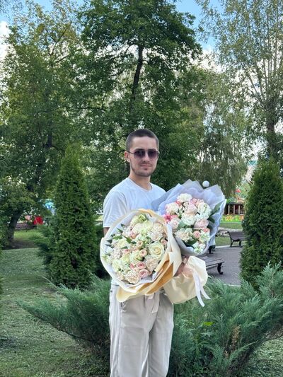  ,   Tom Taylor, 24 ,   ,   