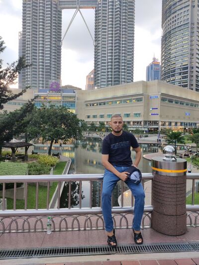  ,   John, 30 ,     , c 