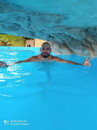  ,   Samer, 37 ,   ,   