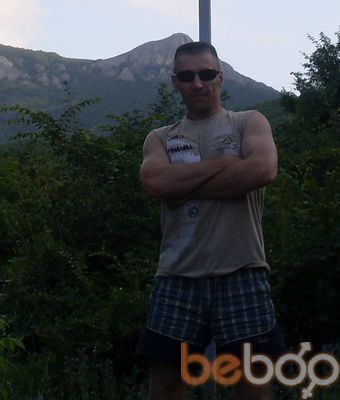  ,   Viktor, 49 ,     , c 