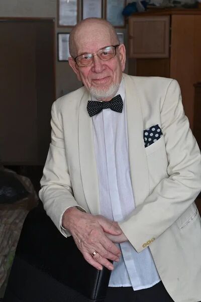  ,   , 80 ,   , 