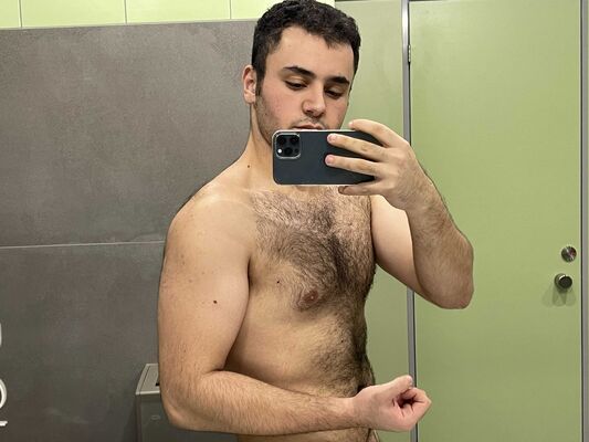  -,   Danial, 25 ,   ,   , c , 