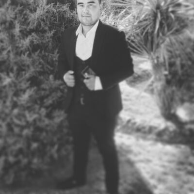  ,   Bek, 31 ,   ,   