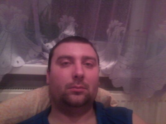 ,   Weydon, 40 ,   