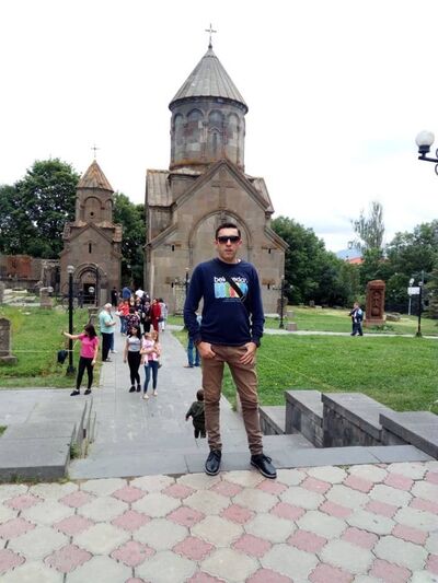  ,   Hovo, 30 ,   ,   , c 