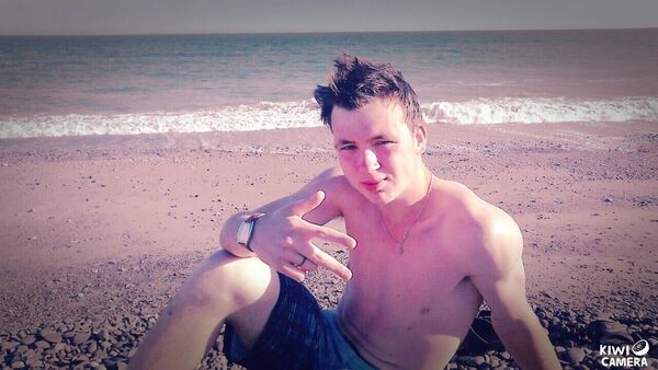  ,   Andrej, 28 ,   ,   , c 