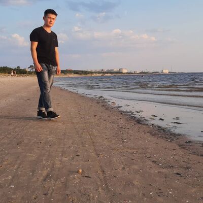  ,   Shavkat, 25 ,   ,   