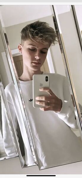   ,   Maksim, 24 ,   ,   