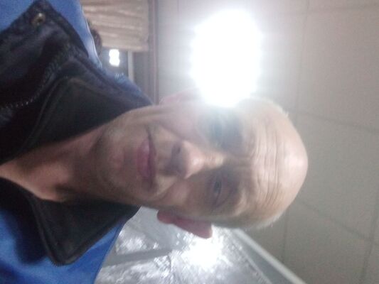  ,   Denis, 39 ,   ,   
