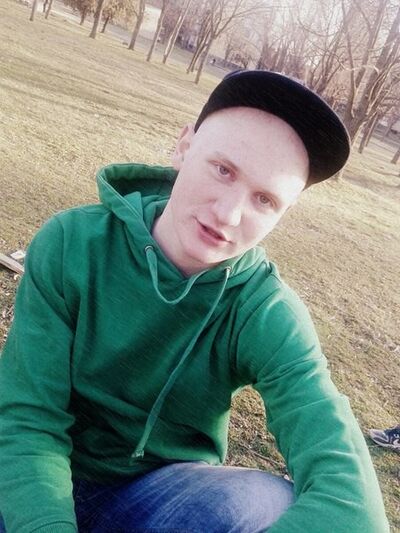   ,   Robert, 32 ,   