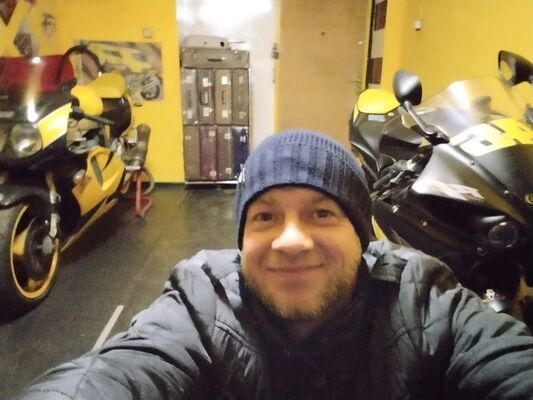  ,   Evgeny, 47 ,   ,   , c 