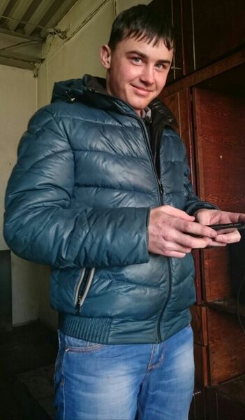  --,   Maxim, 29 ,   ,   , c 