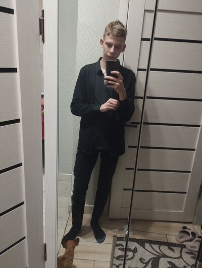  -,   Artem, 19 ,   ,   