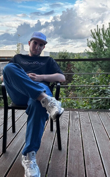  ,   , 22 ,   ,   