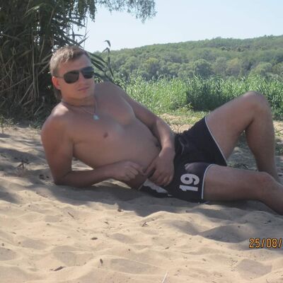  ,   Dmitriy, 38 ,   ,   