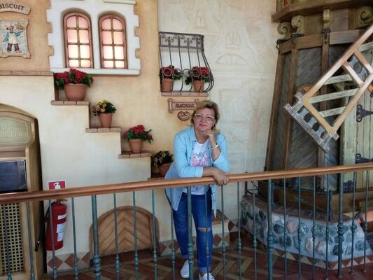  ,   Olga, 60 ,  