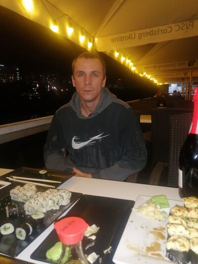  ,   Anatolii, 38 ,     , c 