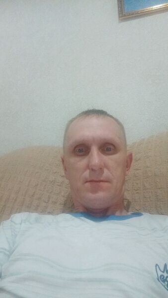  ,   Denis, 43 ,   ,   