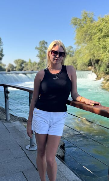  ,   ANNA, 31 ,   ,   