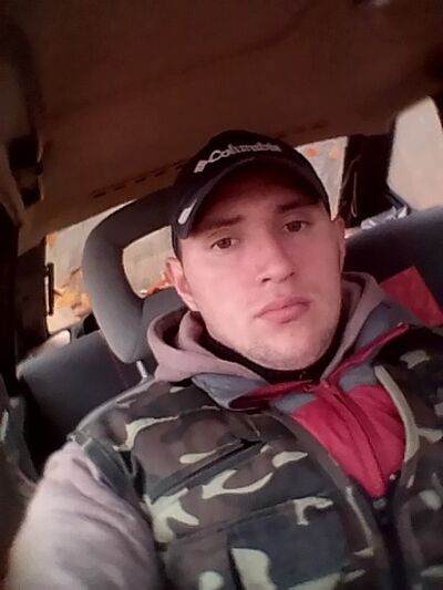  ,   Roman, 32 ,   