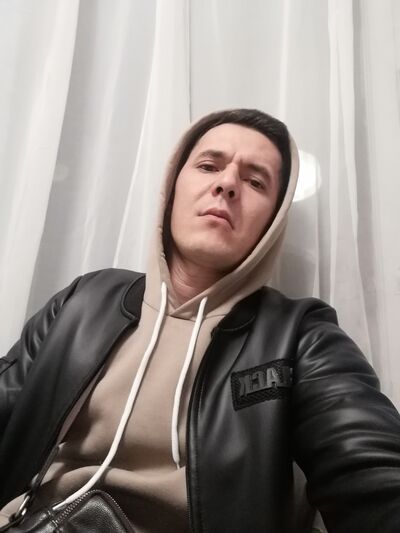  ,   Izzat, 33 ,   ,   
