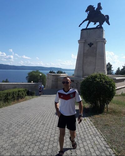  ,   Robinzon, 35 ,   ,   , c 