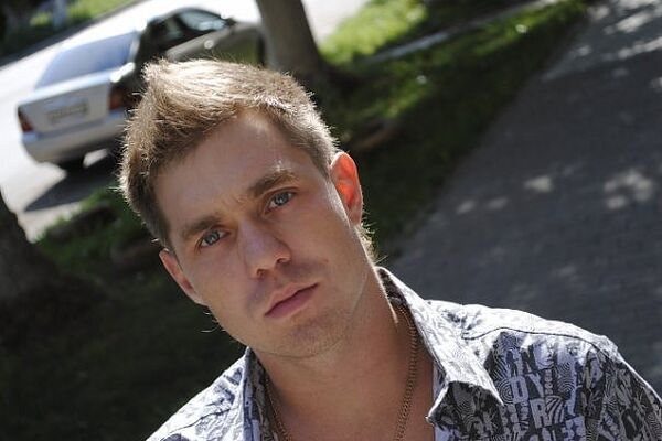  ,   Markus, 38 ,   ,   