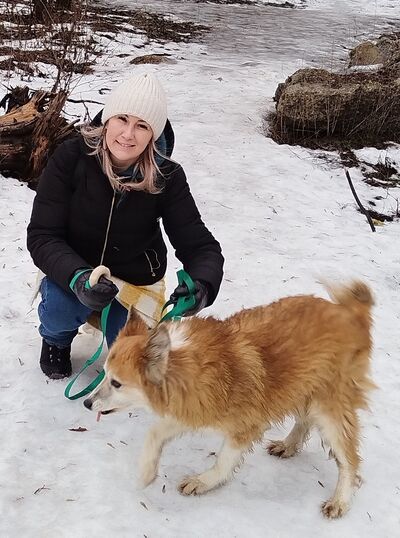  ,   Elena, 47 ,   c 