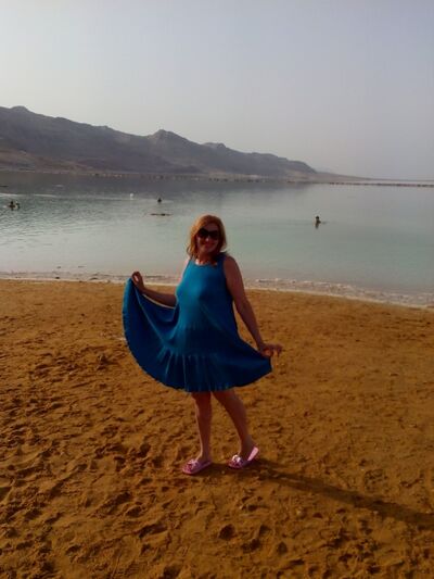  ,   Elena, 61 ,   ,   , c 