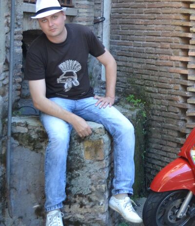  ,   Rusik, 49 ,  