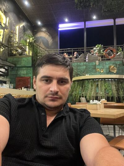  --,   Artem, 33 ,     