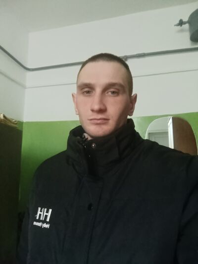 ,   Alex, 22 ,   ,   