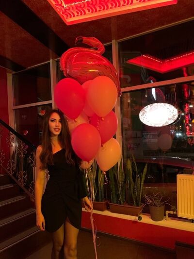  ,   Lana, 31 ,   
