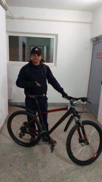  ,   Mi, 40 ,     , c 