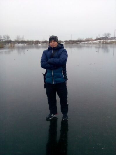  ,   Slavik, 32 ,   ,   , c 