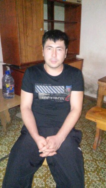  ,   Akmal, 35 ,     , c 