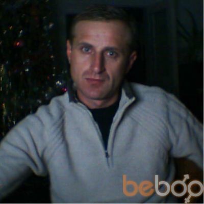  ,   Viktor, 43 ,   