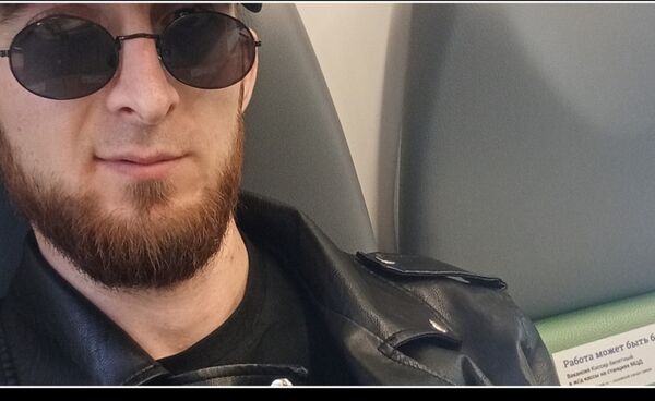  ,   Alik, 31 ,   c 