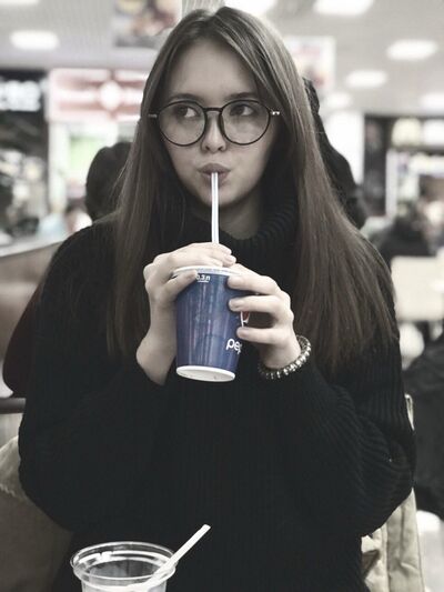  ,   Yani, 24 ,   ,   