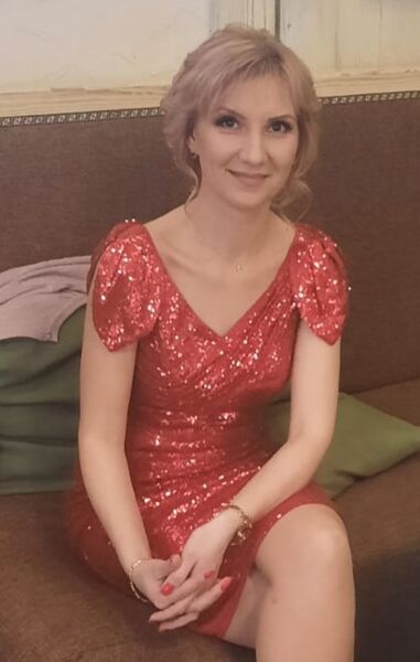  ,   Anna, 48 ,   ,   