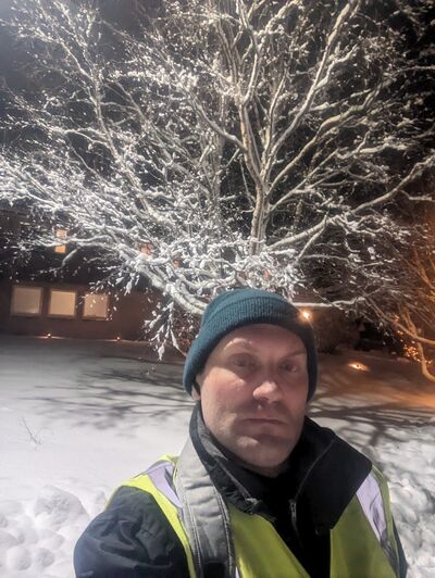  ,   Mishael, 37 ,     , c , 