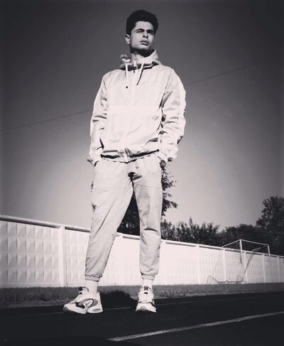  ,   , 24 ,   