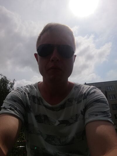  ,   Anton, 29 ,   ,   